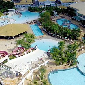 lacqua-diroma-resort.caldasnovashotels.com/
