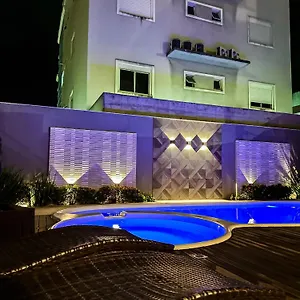 residencial-neide-maria.santa-catarina-brasil.com/